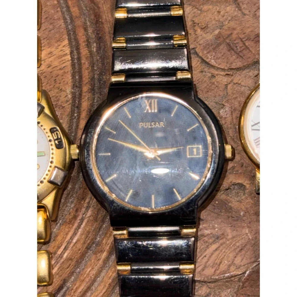Vintage to modern watch lot